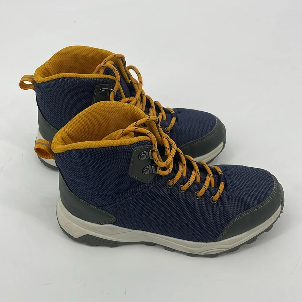 ALL IN MOTION YOUTH ANKLE BOOTS SZ 4, VERY GOOD CONDITION, PREOWNED
